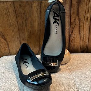 PRICE DROP Anne Klein Sport Akuna2 Ballet Flats Sz 7